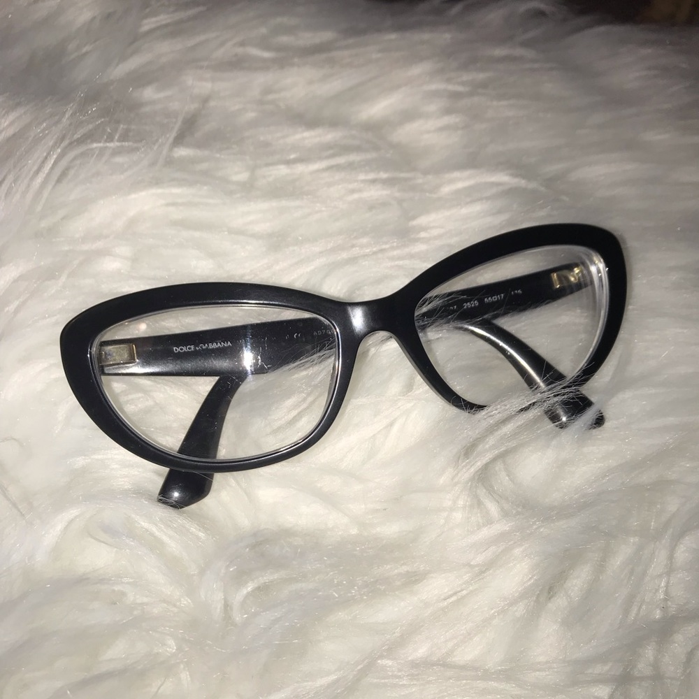 ✨AUTHENTIC cats eye Dolce&Gabbana frames👓